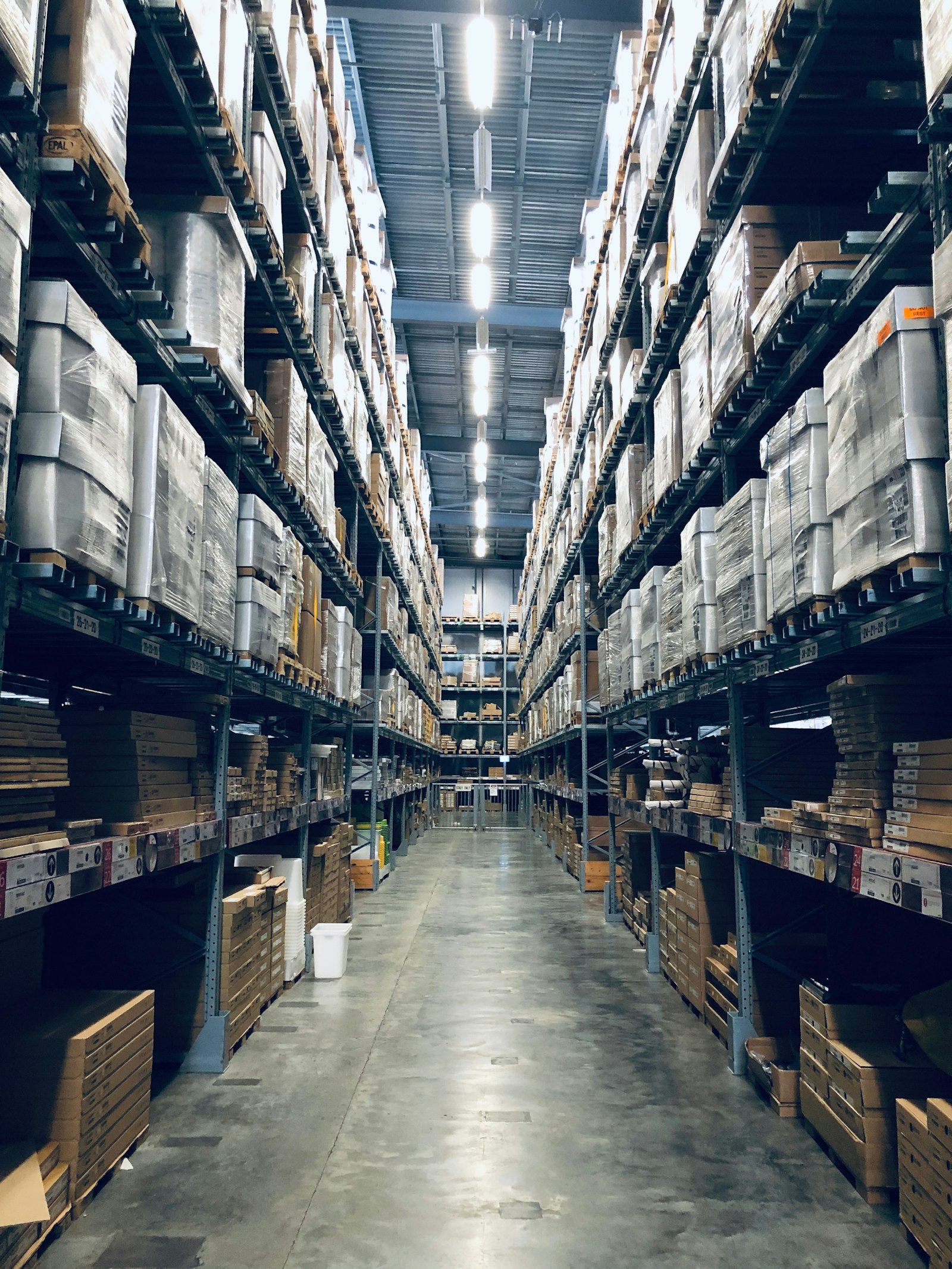 Depósito de distribución industrial